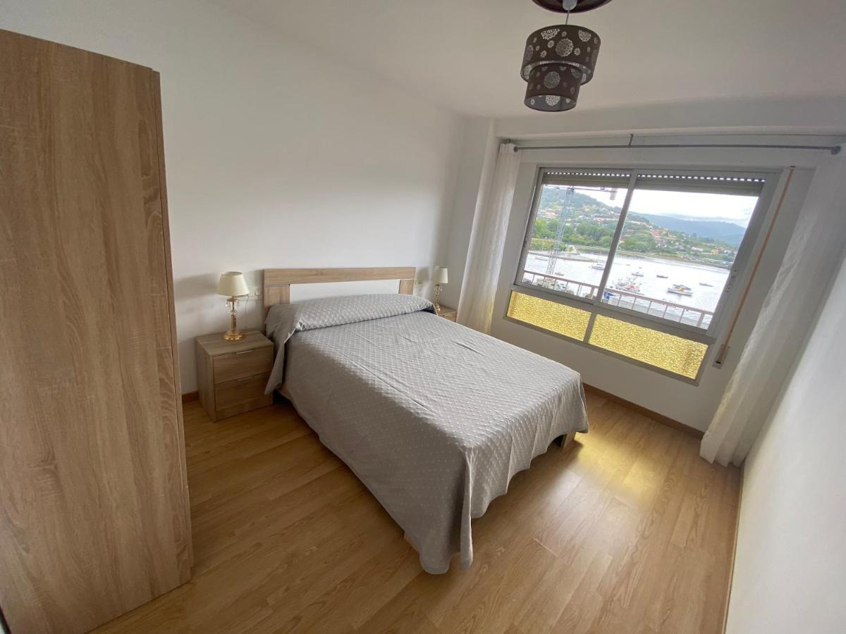 Apartamento Centrico Con Vistas Y Cerca De Playa Pontedeume Exteriör bild