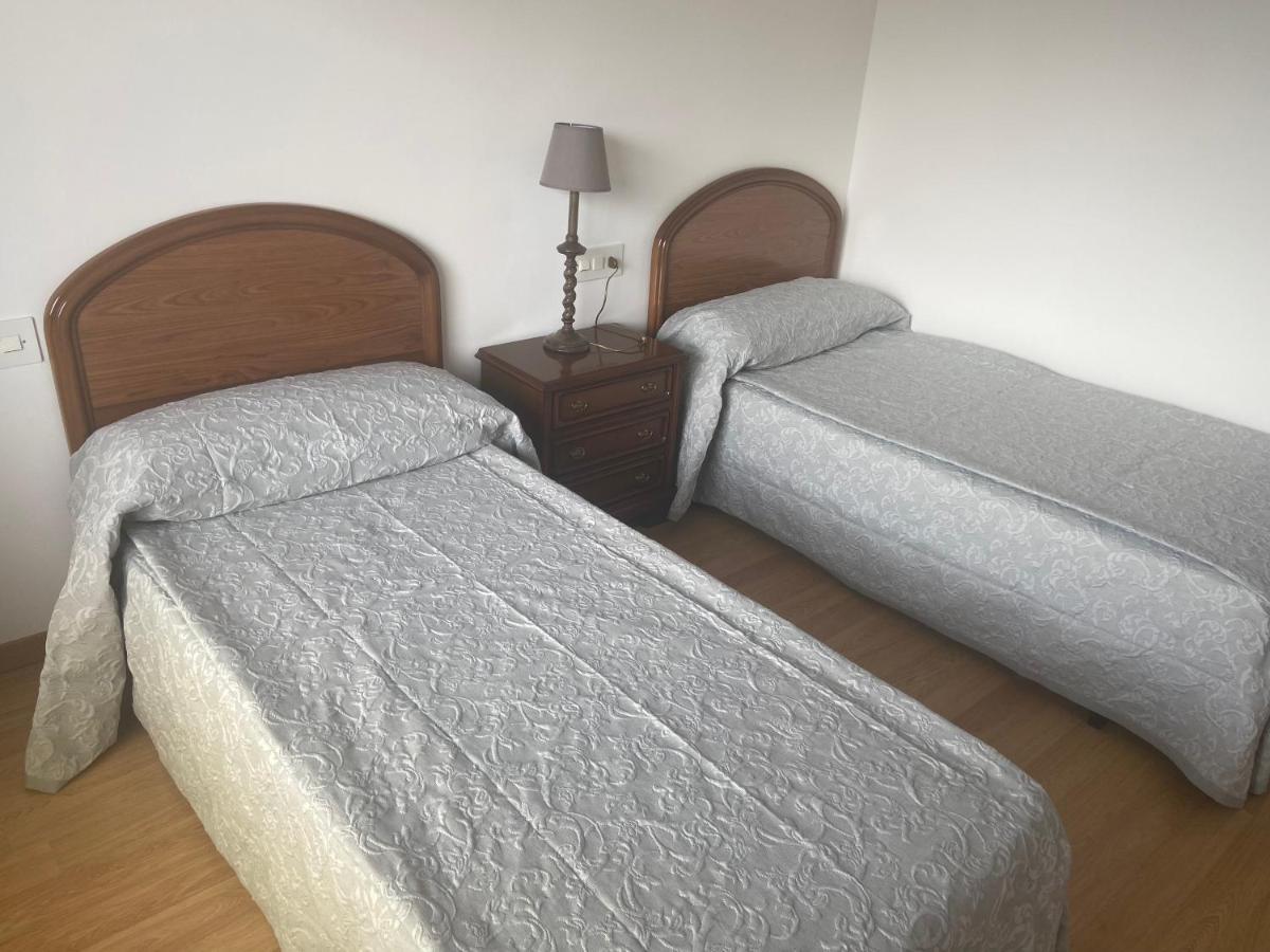 Apartamento Centrico Con Vistas Y Cerca De Playa Pontedeume Exteriör bild