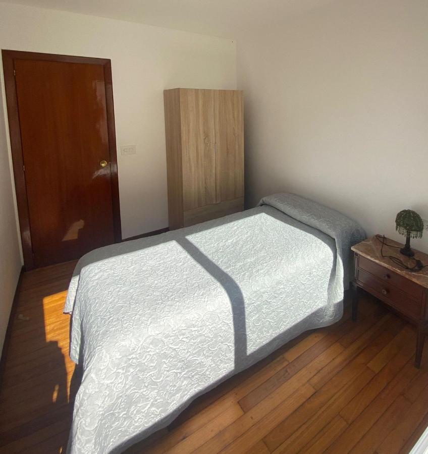Apartamento Centrico Con Vistas Y Cerca De Playa Pontedeume Exteriör bild